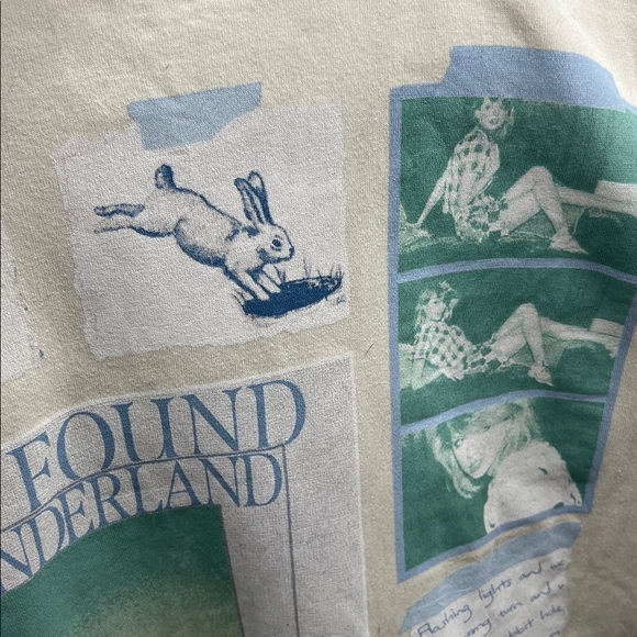 TAYLOR SWIFT WE FOUND WONDERLAND QUARTER ZIP PULLOVER 2XL - Picture 6 of 9